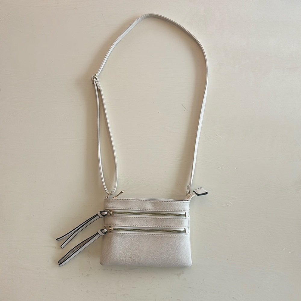 Tan and gold purse with adjustable straps